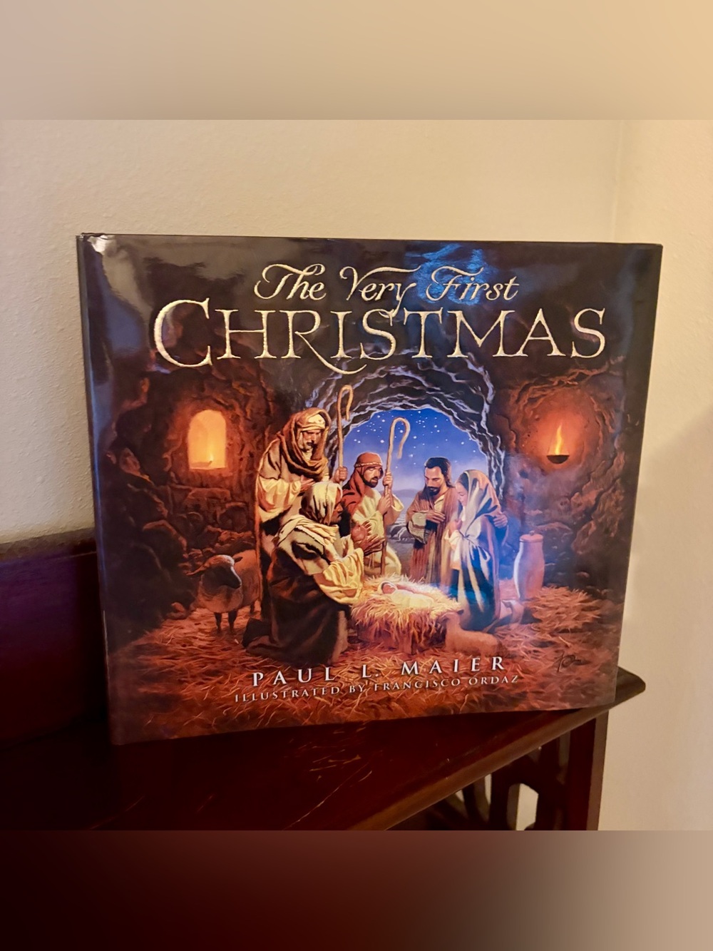 Vintage 1998 “The Very First Christmas” Paul L. Maier Hardcover Book dj
